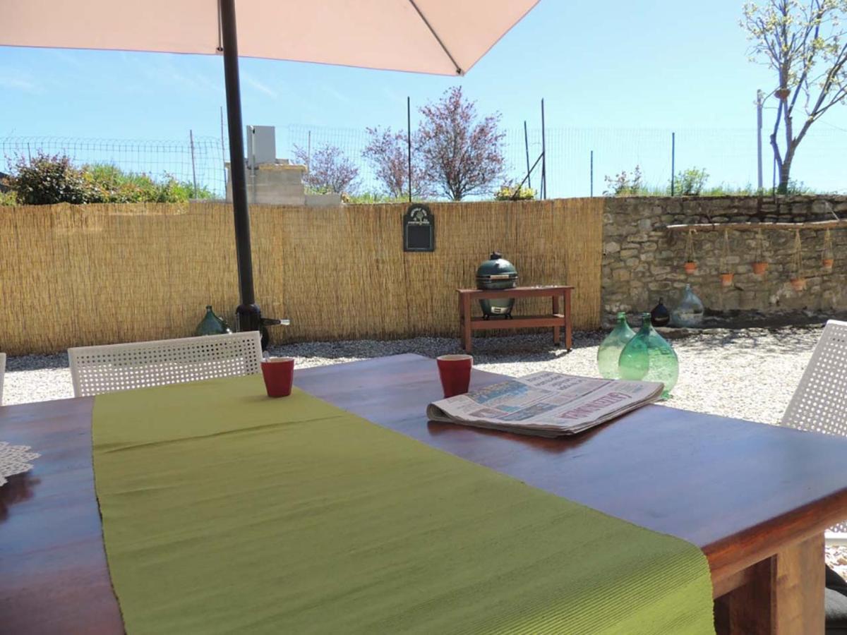 La Luce Delle Colline Bed & Breakfast Serravalle delle Langhe Eksteriør bilde