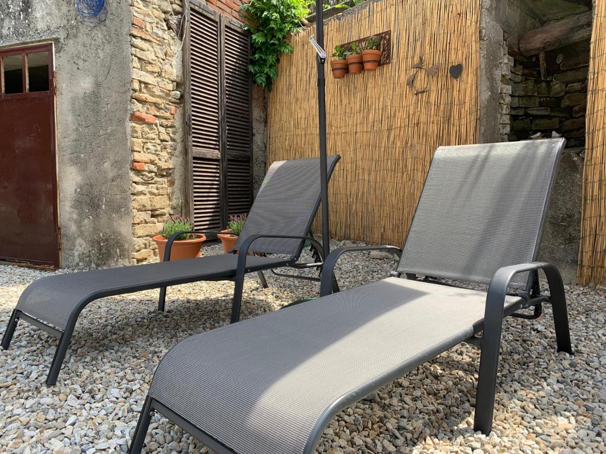 La Luce Delle Colline Bed & Breakfast Serravalle delle Langhe Eksteriør bilde