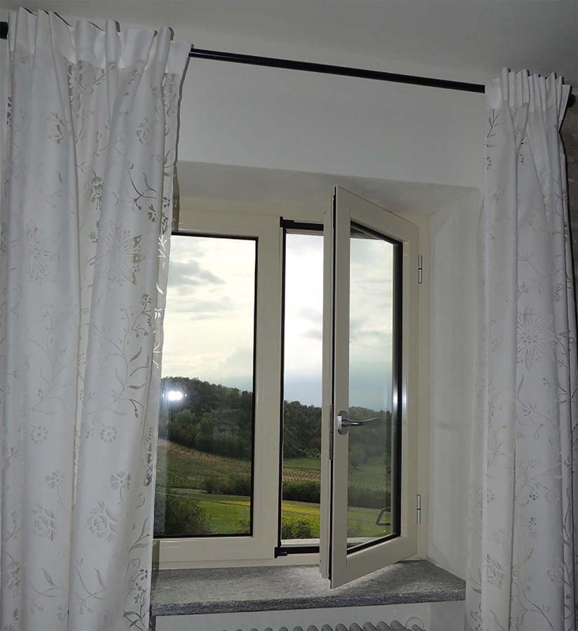 La Luce Delle Colline Bed & Breakfast Serravalle delle Langhe Eksteriør bilde