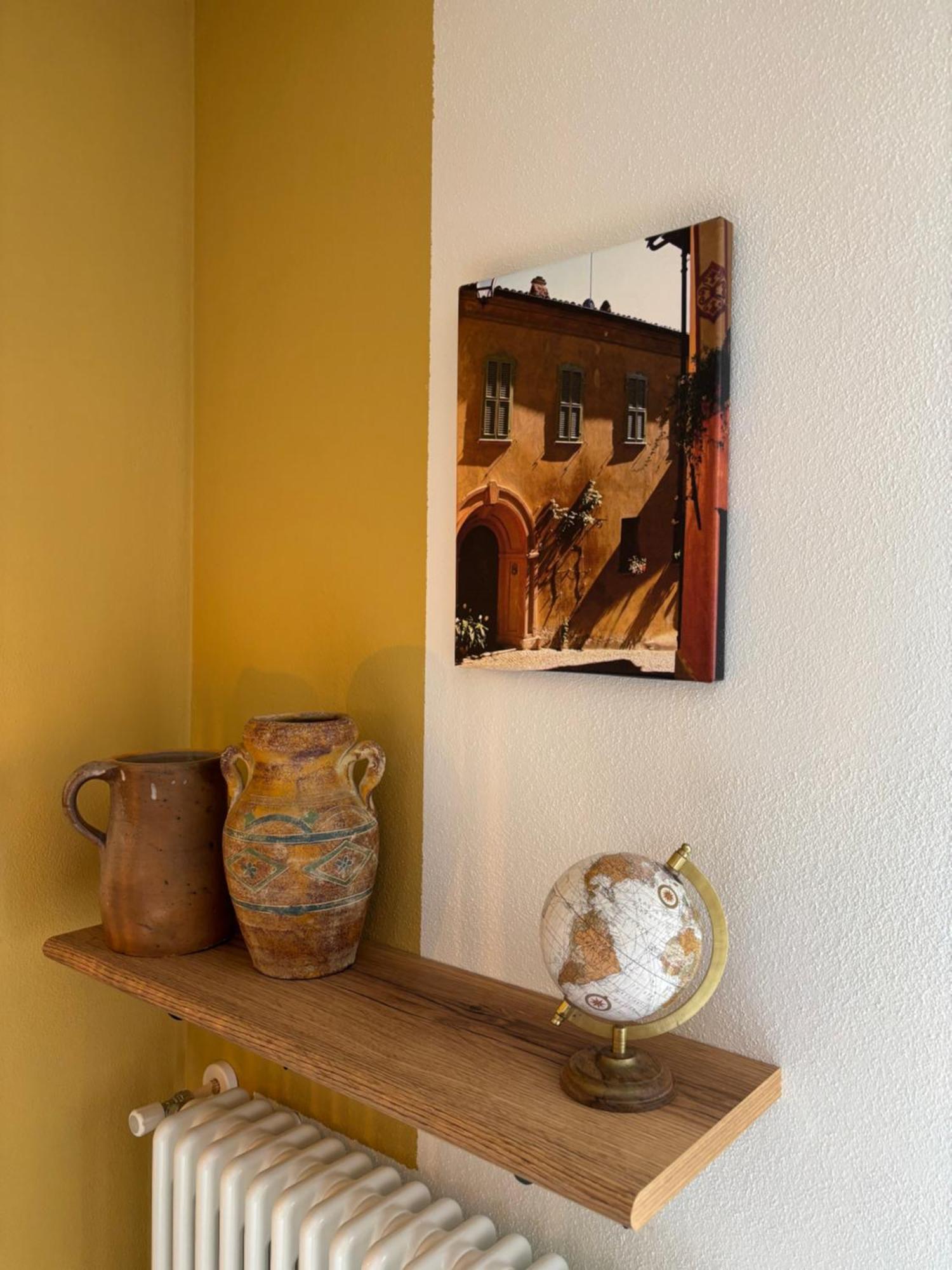La Luce Delle Colline Bed & Breakfast Serravalle delle Langhe Eksteriør bilde